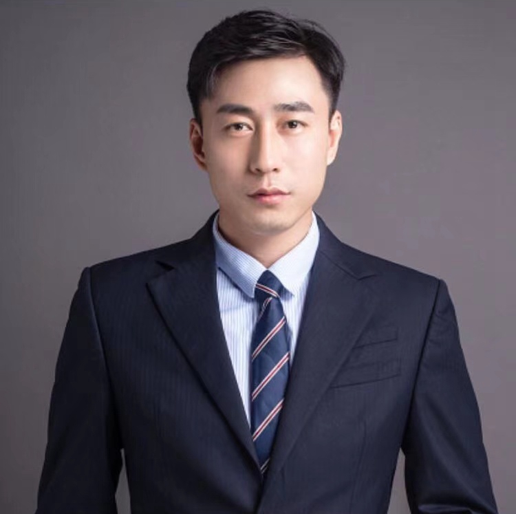 邱鲁意 动态图形设计负责人